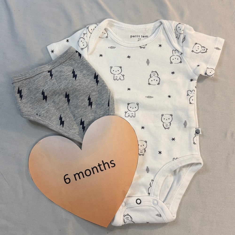 Petit Lem - White Onesie with bib